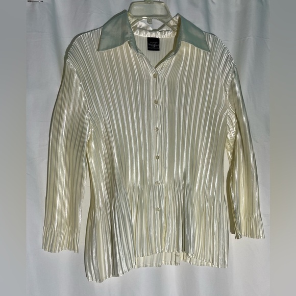 Magic Scarf Cream Pleated Blouse - Picture 1 of 6